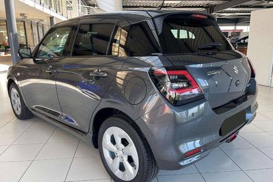 Suzuki Swift Premium Plus 1.2 Dualjet SHVS