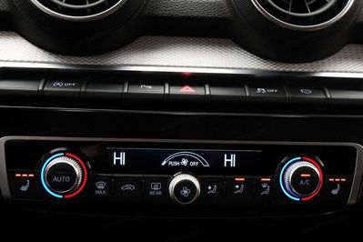 Audi Q2 35 TFSI S tronic