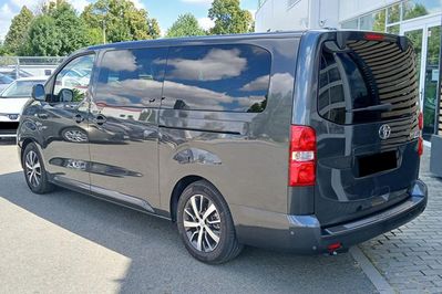 Toyota Proace Verso Long Business