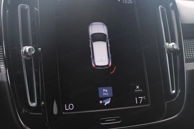 Volvo XC40 T3 R-Design