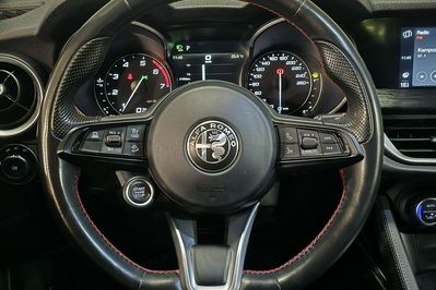 Alfa Romeo Stelvio Turbo Business Q4