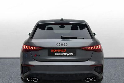 Audi A3 S3 TFSI quattro S tronic
