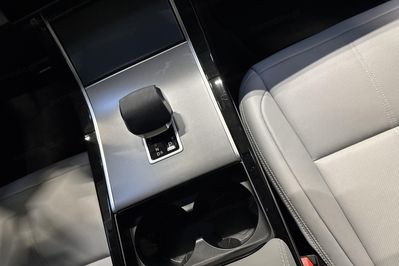 Land Rover Range Rover Velar Velar 2.0 P250 Dynamic SE