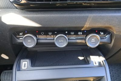 Citroen C4 X 1.2 PureTech Shine Pack S&S EAT8