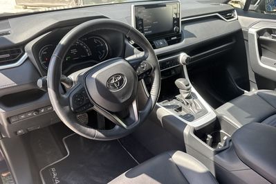 Toyota RAV4 Selection 2.5 Hybrid