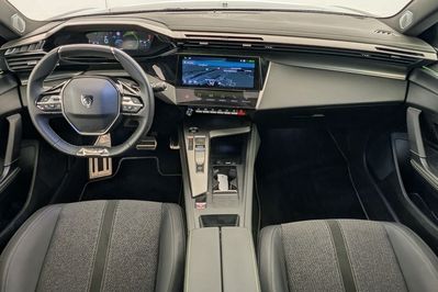 Peugeot 408 GT 1.2 mHEV e-DCS6