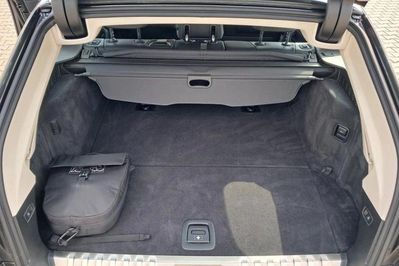 BMW Seria 5 530e xDrive Luxury Line aut