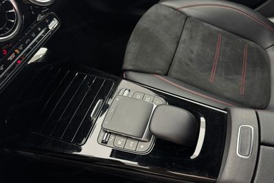 Mercedes Klasa A 250 e AMG Line