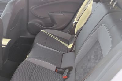 Opel Astra V 1.2 T Edition S&S