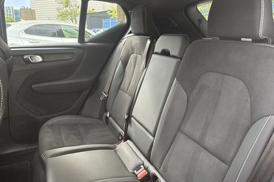 Volvo XC40 T5 Plug-In Hybrid Plus Dark