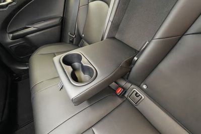 Lexus UX 300h F Sport Design 2.0 Hybrid Dynamic Force