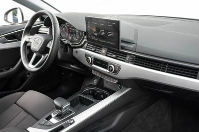 Audi A4 Avant 35 TFSI