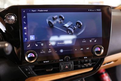 Lexus NX 350h Omotenashi AWD