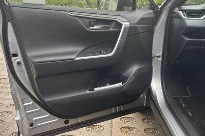 Toyota RAV4 Selection 2.5 Hybrid