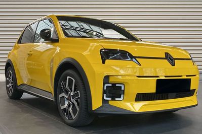 Renault 5 Urban Range Techno