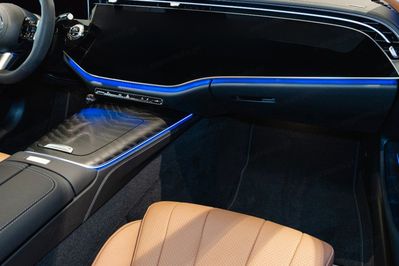 Mercedes Klasa E 200 AMG
