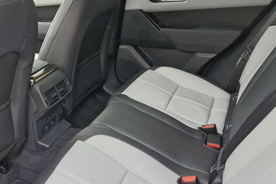 Land Rover Range Rover Velar D200 Dynamic SE
