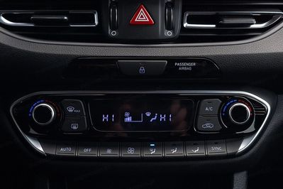 Hyundai i30 1.0 T-GDI Smart DCT