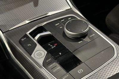 BMW Seria 3 Touring 320d xDrive M Sport