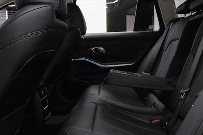 BMW Seria 3 320i Sport Line aut
