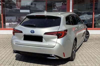 Toyota Corolla Style 1.8 Hybrid