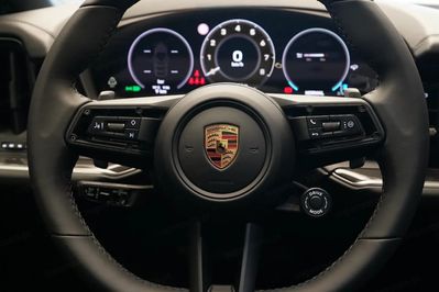 Porsche Cayenne S E-Hybrid