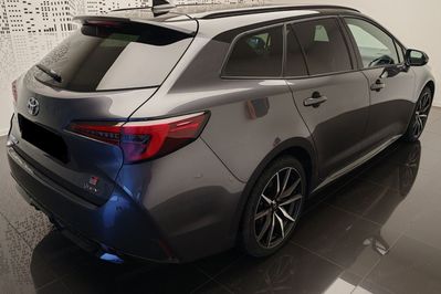Toyota Corolla GR Sport 2.0 Hybrid Dynamic Force