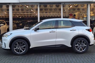 Lexus LBX Elegant 1.5 Hybrid