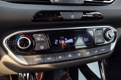 Hyundai i30 1.5 T-GDI 48V Smart