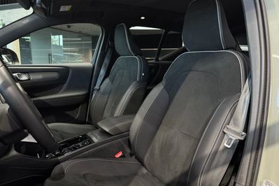 Volvo XC40 B4 Plus Dark aut