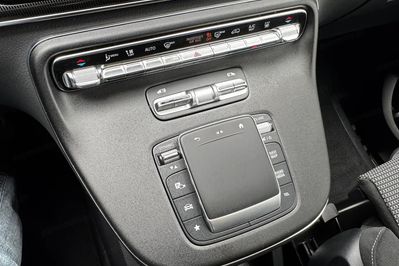 Mercedes V Klasa 300 d Avantgarde (długi)