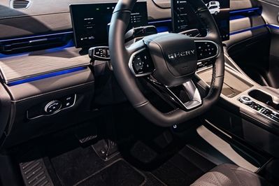 Chery TIGGO 8 Prestige  Super Hybrid 1.5 T-GDI
