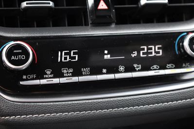 Toyota Corolla 1.8 Hybrid