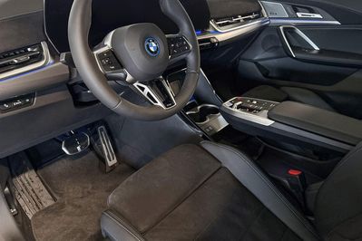 BMW iX2 eDrive20 M Sport