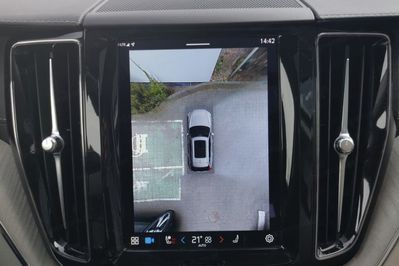 Volvo XC60 T6 Plug-In Hybrid AWD Ultra Bright