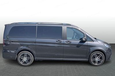 Mercedes V Klasa V300d Długi Avantgarde 4-Matic 9G-Tronic