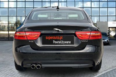 Jaguar XE D Prestige