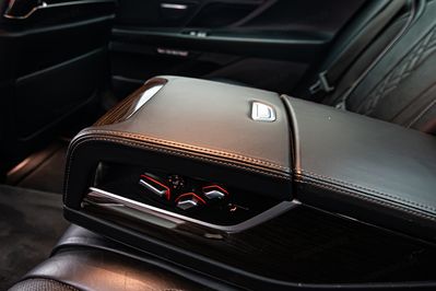 BMW Seria 7 750Li xDrive