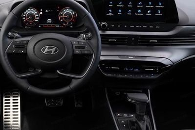 Hyundai Bayon 1.0 T-GDI Smart Black DCT