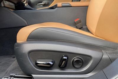 Lexus ES 300h Business Edition