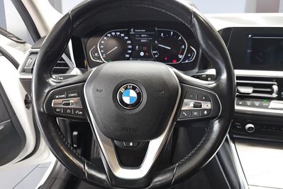 BMW Seria 3 Touring 318d Sport Line
