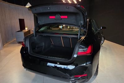 BMW Seria 3 318d