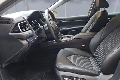 Toyota Camry 2.5 Hybrid Prestige