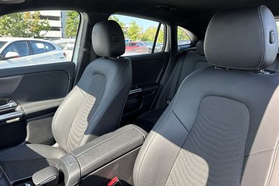 Mercedes EQA 300 66.5kWh 4-Matic