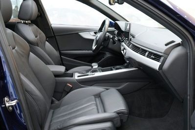 Audi A4 35 TDI mHEV S tronic