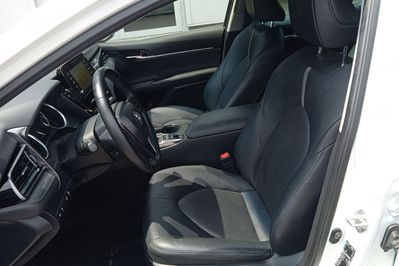 Toyota Camry 2.5 Hybrid Comfort CVT