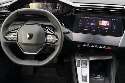 Peugeot 408 1.2 PureTech Allure Pack S&S EAT8