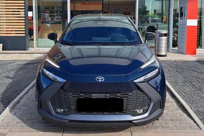 Toyota C-HR Style 2.0 Hybrid Dynamic Force Plug-in