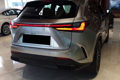 Lexus NX 350h Omotenashi 2.5 Hybrid AWD