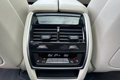 BMW X7 M60i xDrive